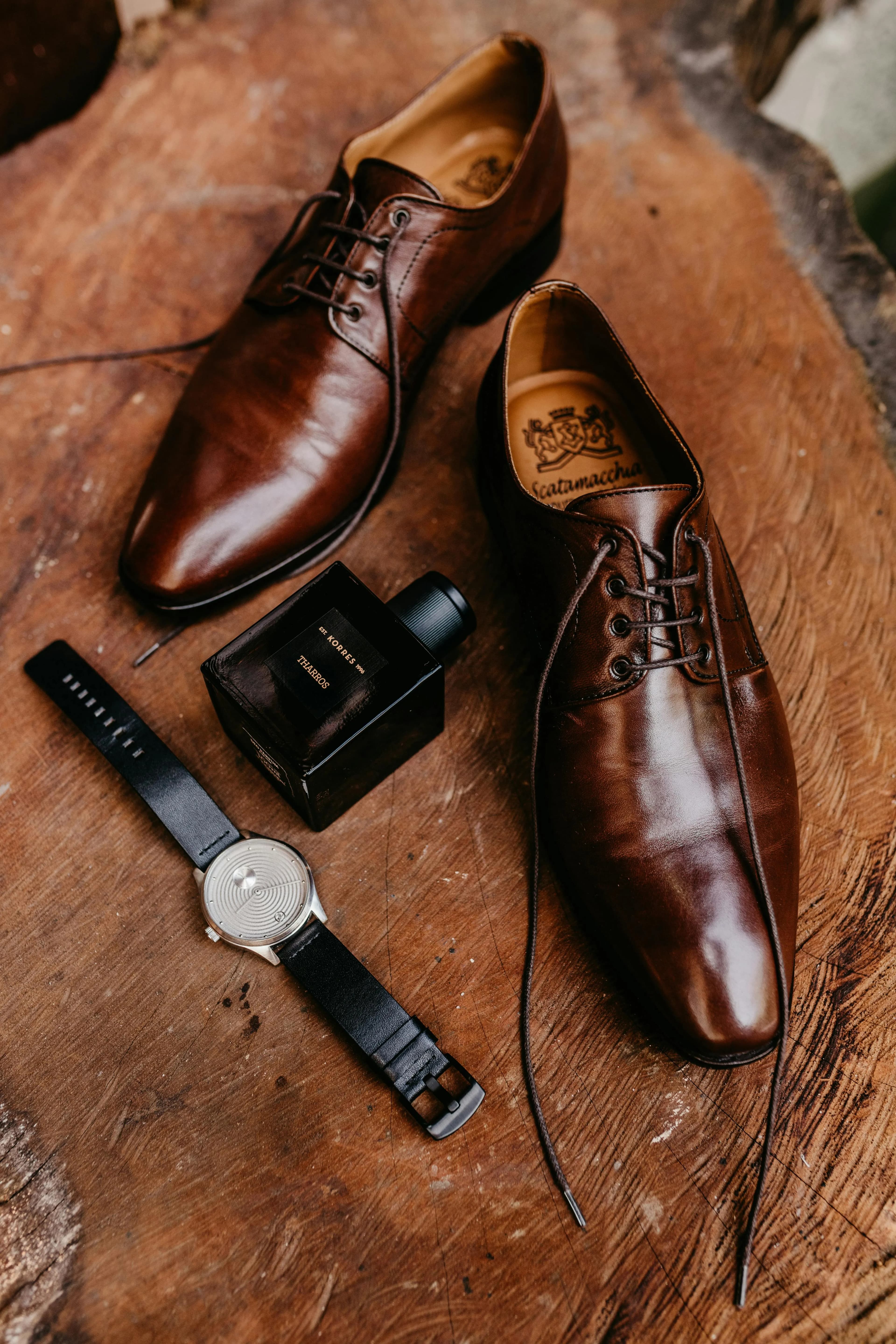 FORMAL SHOES
