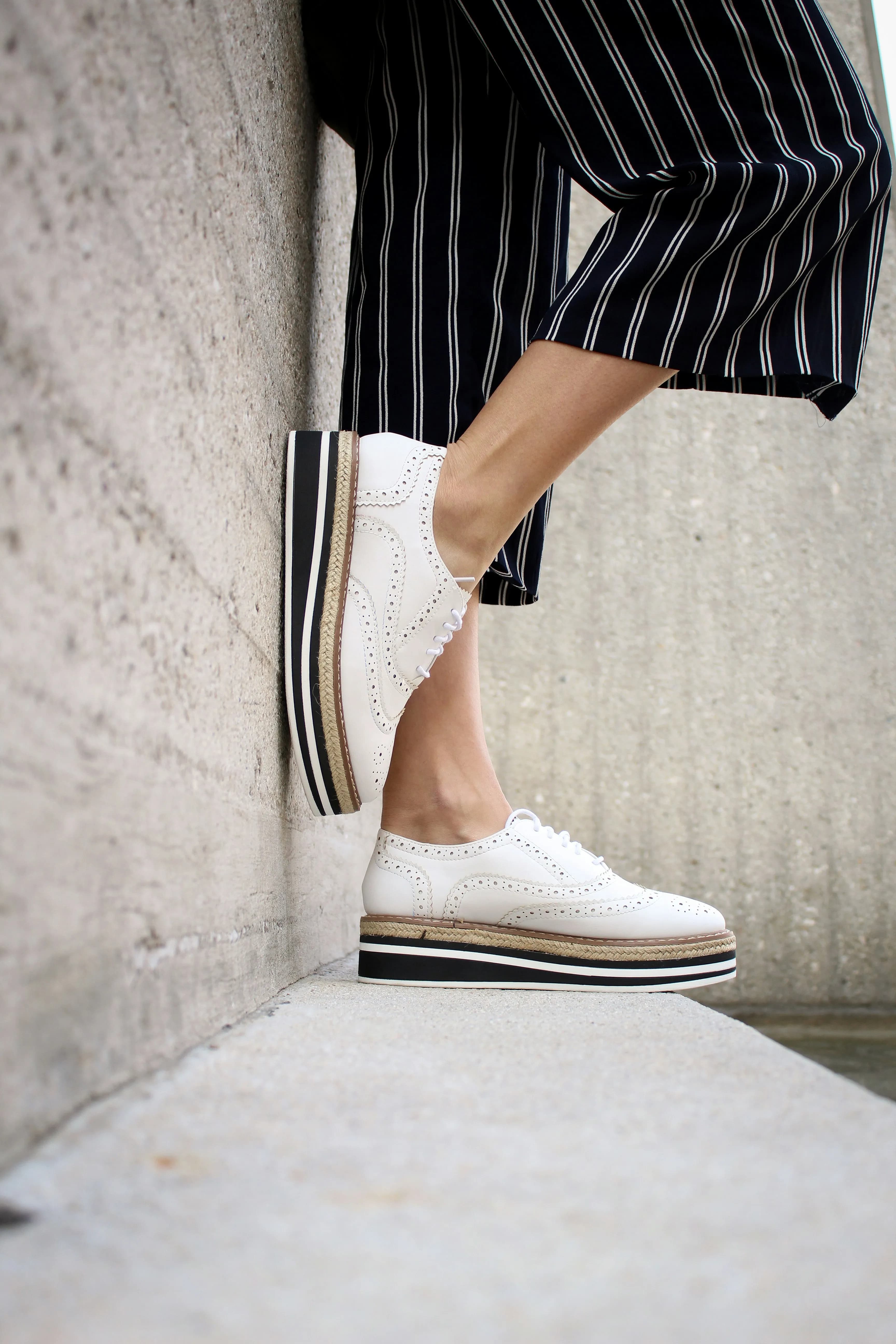 GIRLS SHOES